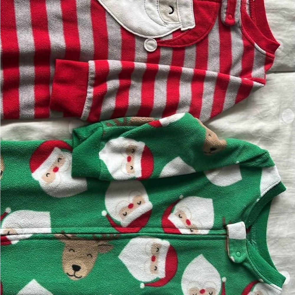 Festive Santa Baby Sleepers in AMZING condition!